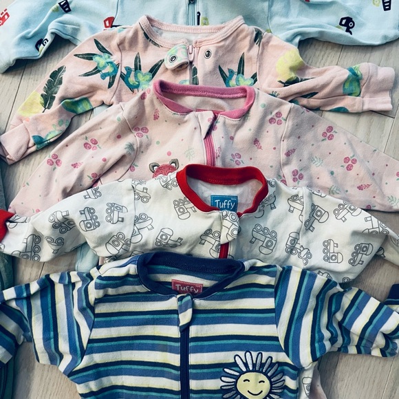 Kyte Bamboo lot 1-2.5 tog size Small Sleep Sack & Pajama set - Picture 2 of 5